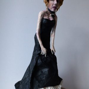 DIE ROBE . Papier und Draht . 34x18x18cm