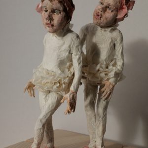 PAS DE DEUX . Papier und Draht . 16x10x6cm